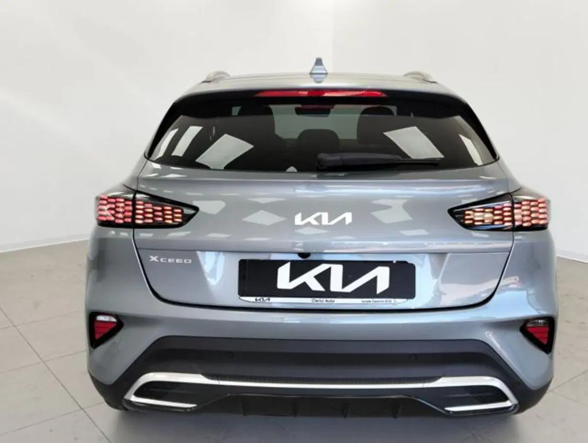 Kia XCeed nuova a Como (7)