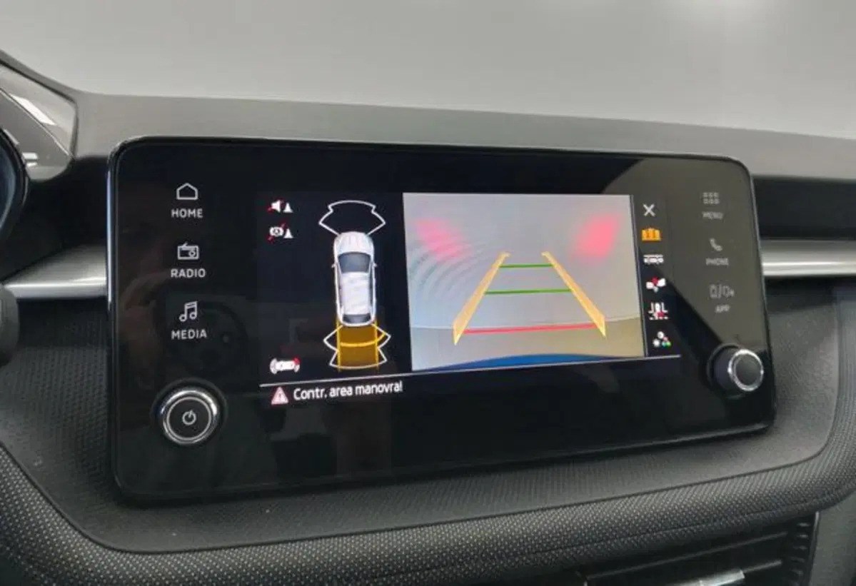 Skoda Fabia usata a Como (12)