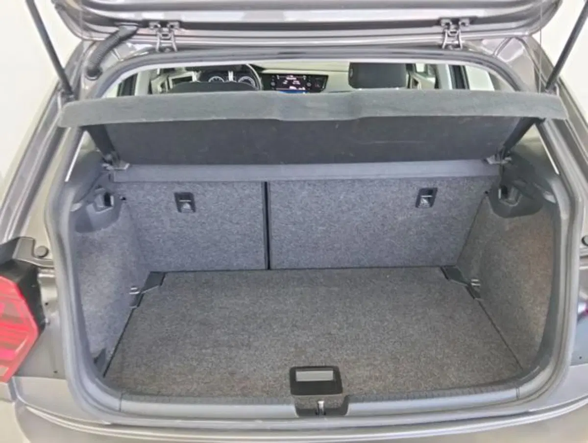 Volkswagen Polo usata a Como (13)