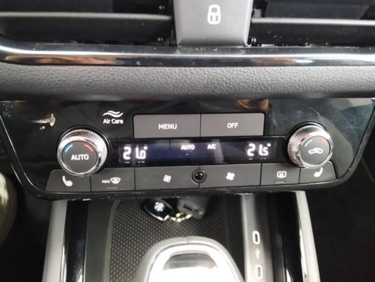 Skoda Kamiq usata a Como (11)