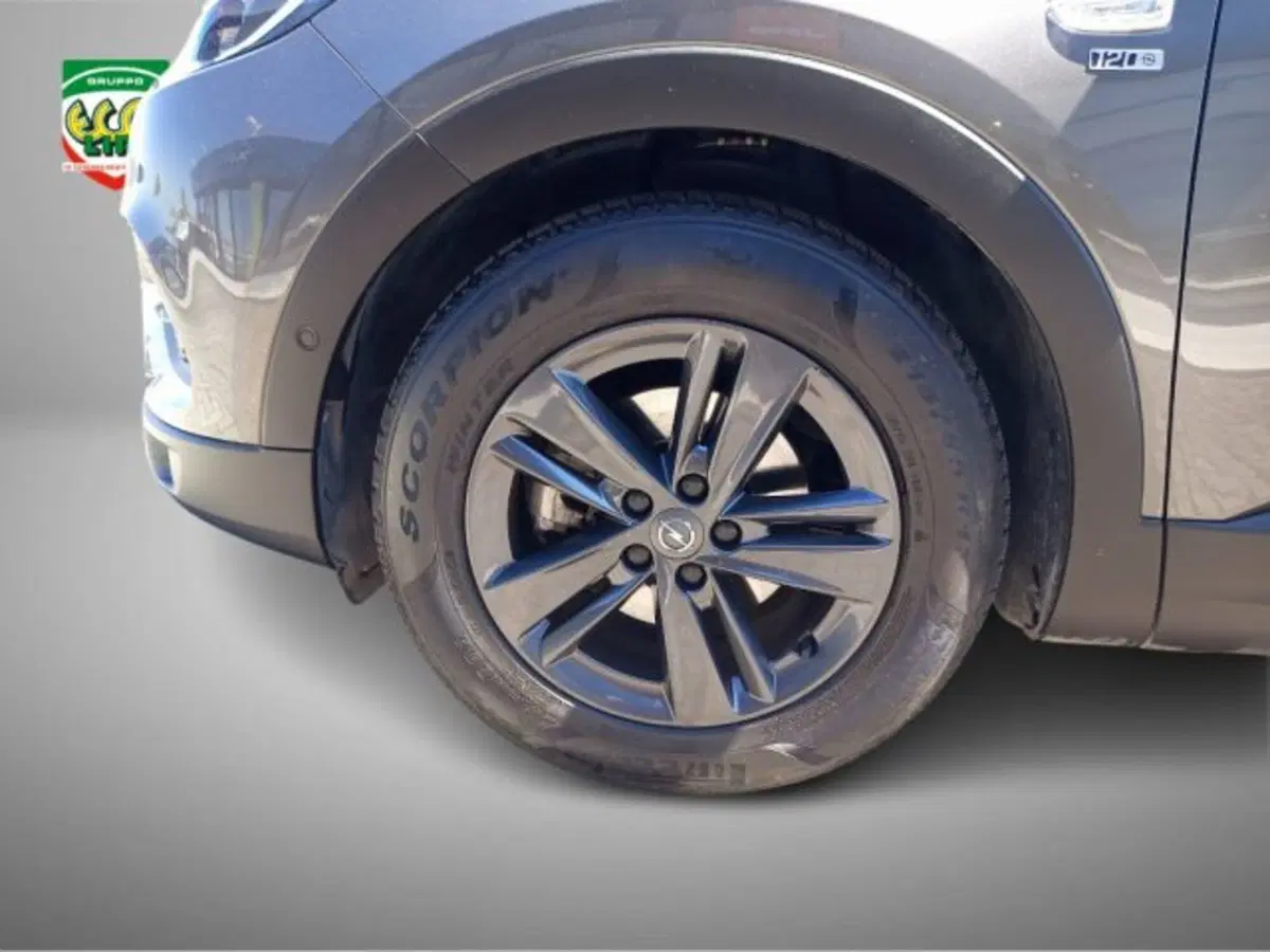 Opel Grandland X usata a Frosinone (16)