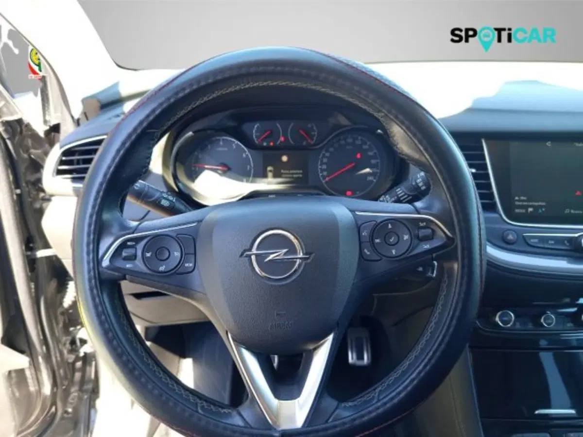 Opel Grandland X usata a Frosinone (19)
