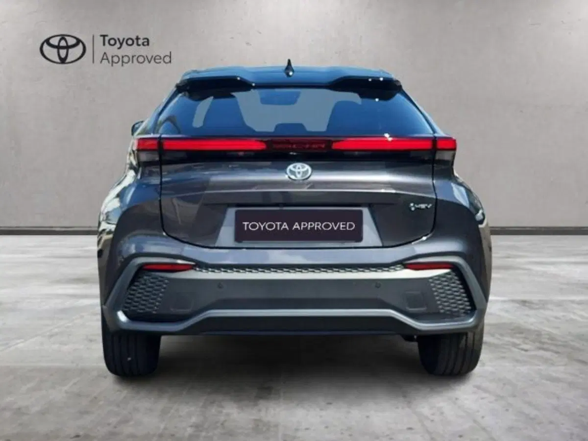 Toyota Toyota C-HR usata a Roma (12)