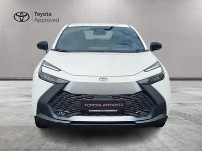 Toyota Toyota C-HR 1.8 hv Active eco fwd e-cvt del 2024 usata a Roma