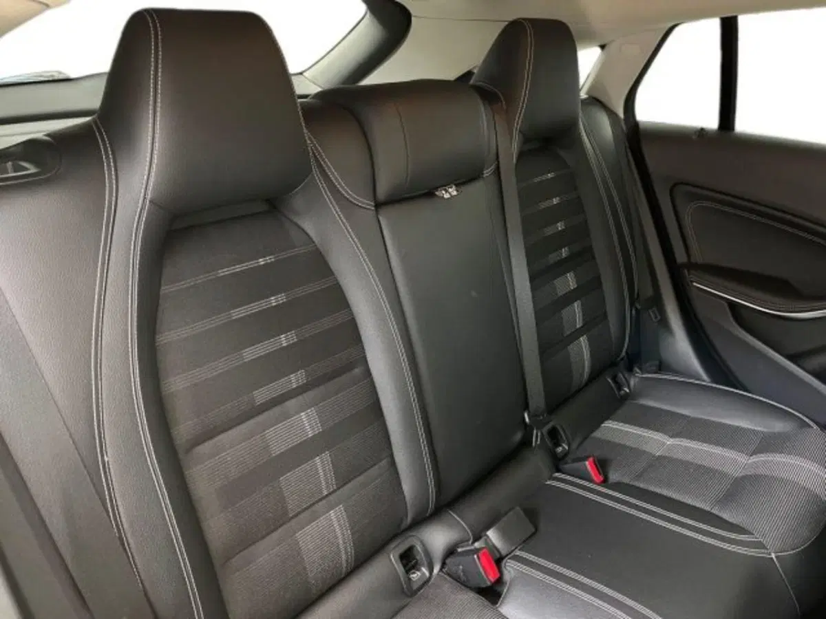 Mercedes-Benz CLA usata a Verona (15)