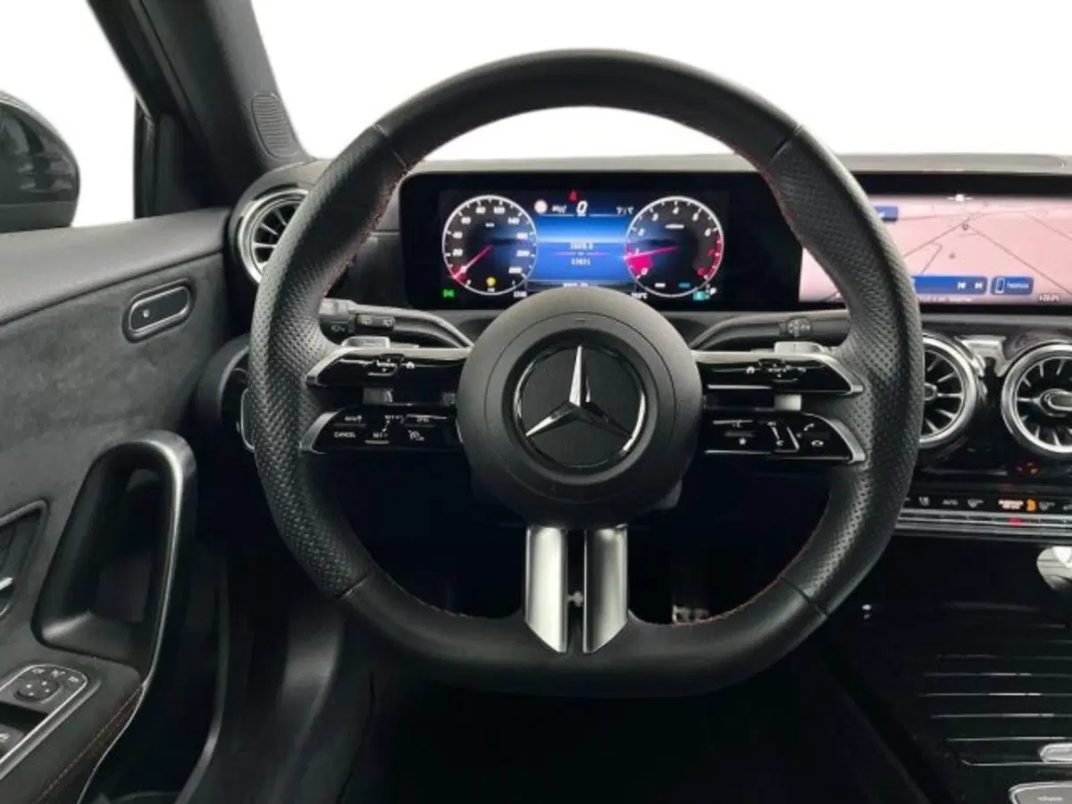 Mercedes-Benz Classe A Sedan usata a Verona (11)