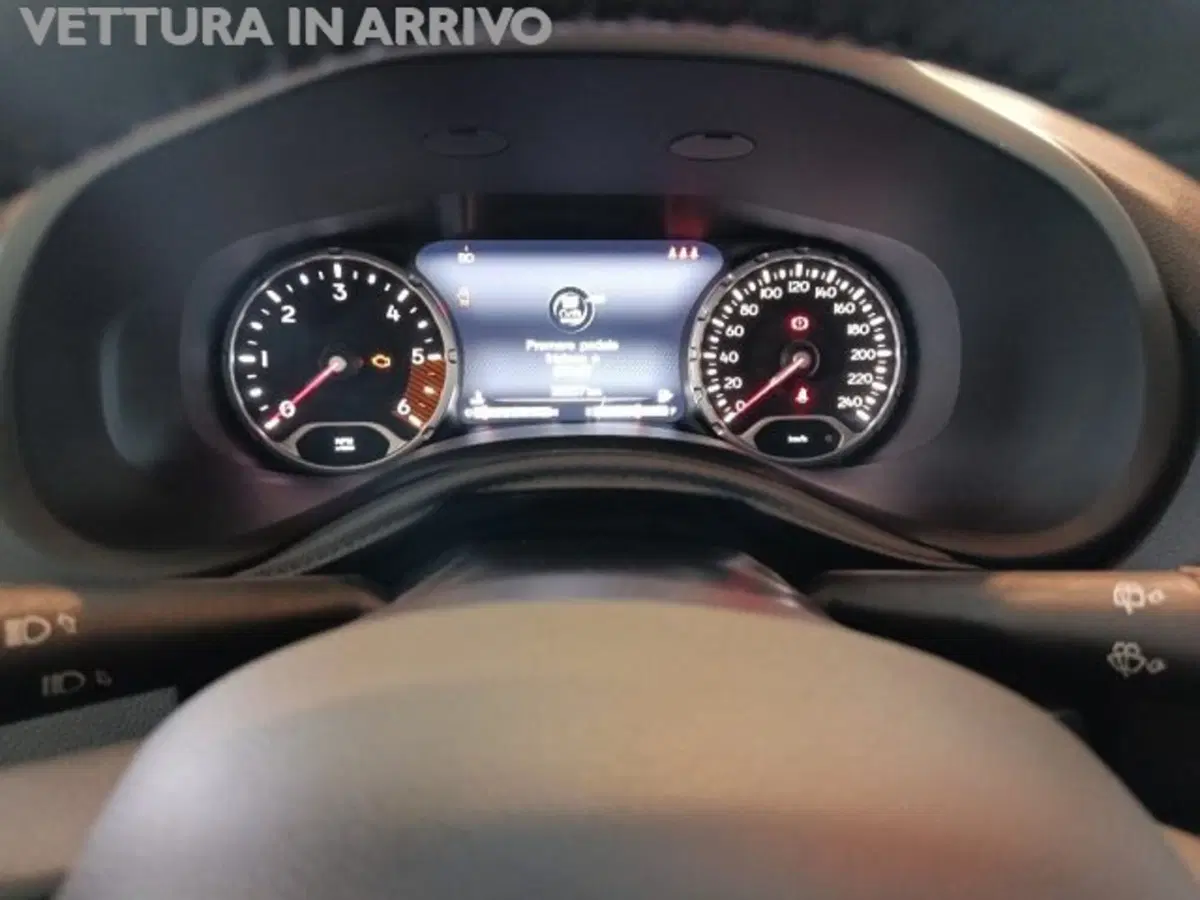 Jeep Renegade usata a Modena (15)