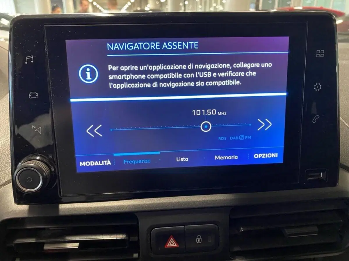 Peugeot Partner Furgone usata a Torino (10)