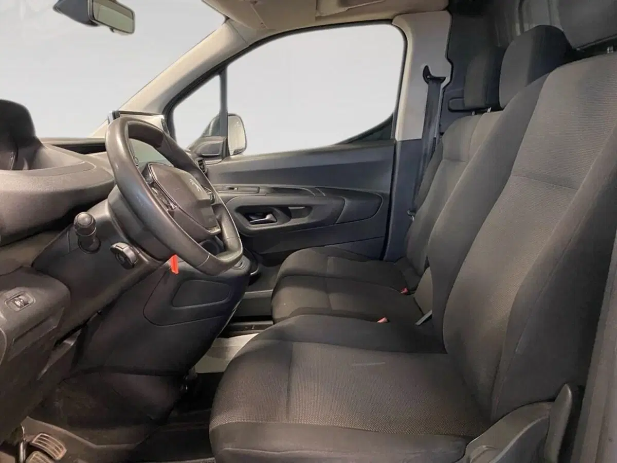 Peugeot Partner Furgone usata a Torino (7)