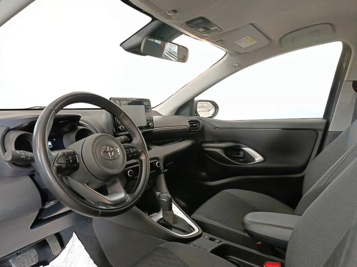 Toyota Yaris Cross usata a Monza e Brianza (11)