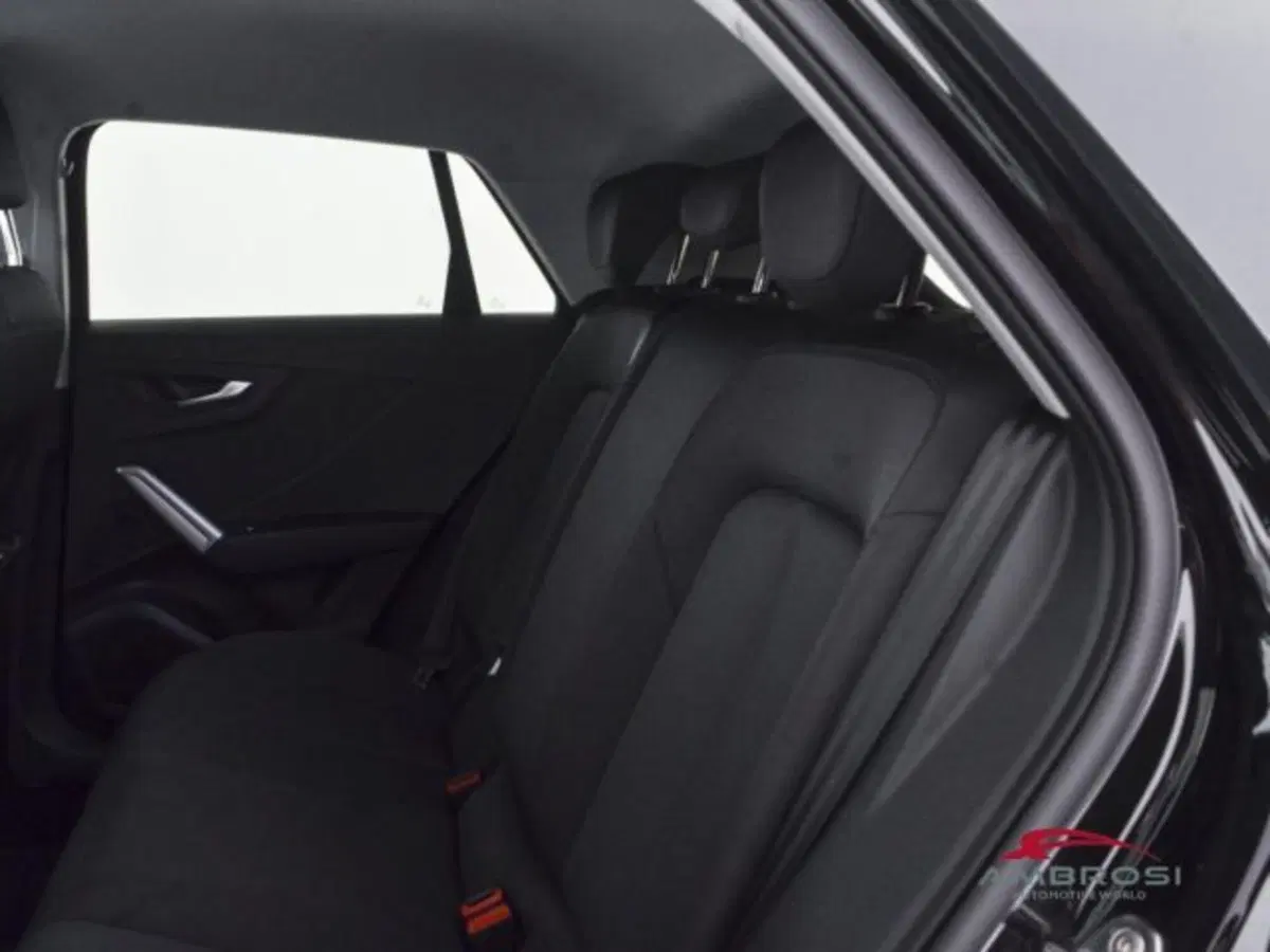 Audi Q2 usata a Perugia (9)