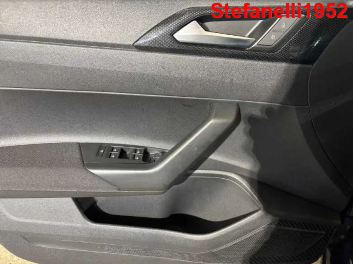 Volkswagen Taigo usata a Bologna (10)
