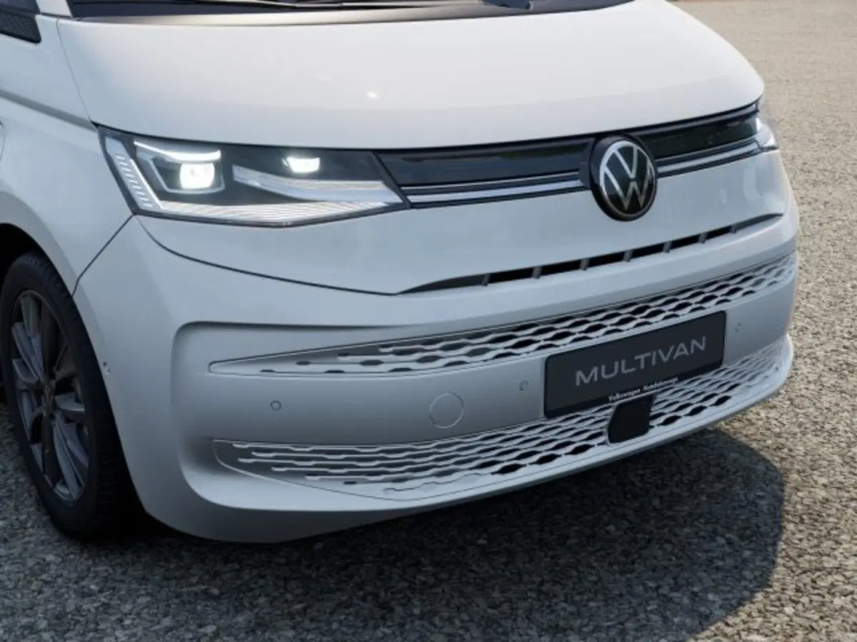 Volkswagen Multivan nuova a Vicenza (11)