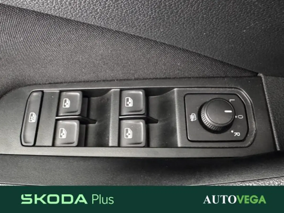 Skoda Kamiq usata a Vicenza (11)