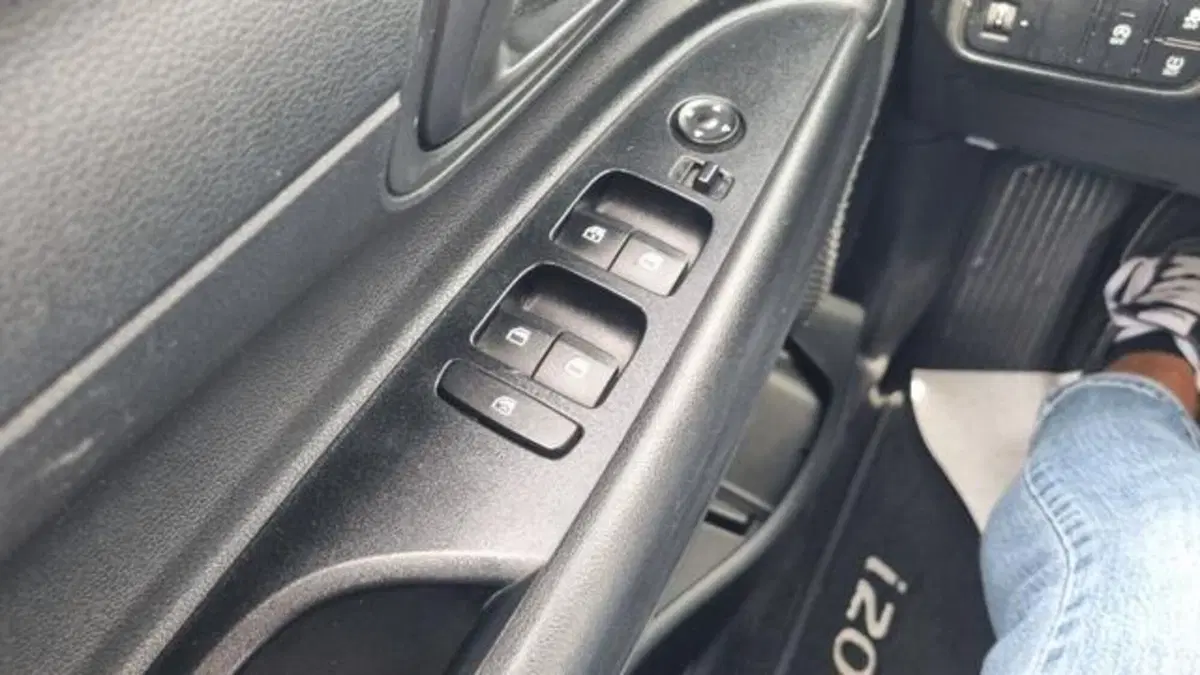 Hyundai i20 usata a Savona (14)