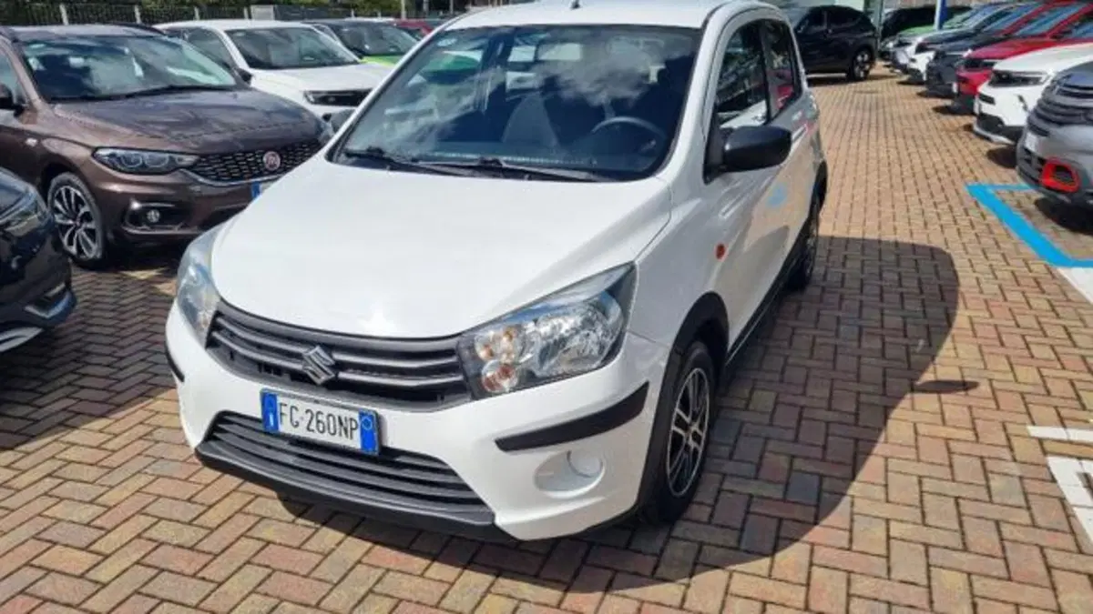 Suzuki Celerio usata a Savona (2)