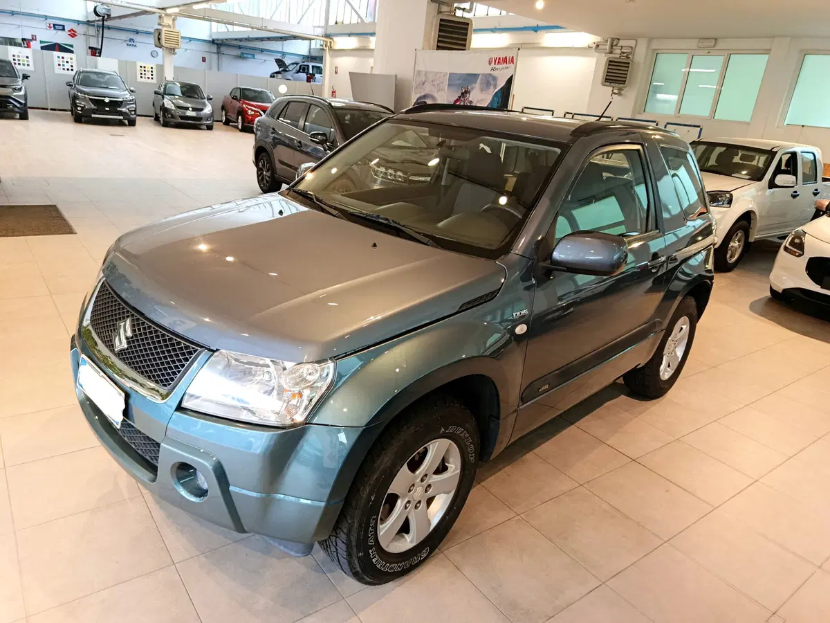 Suzuki Grand Vitara usata a Lecco (2)