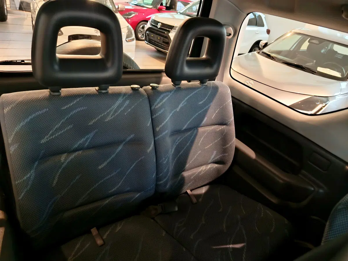 Suzuki Jimny usata a Lecco (9)