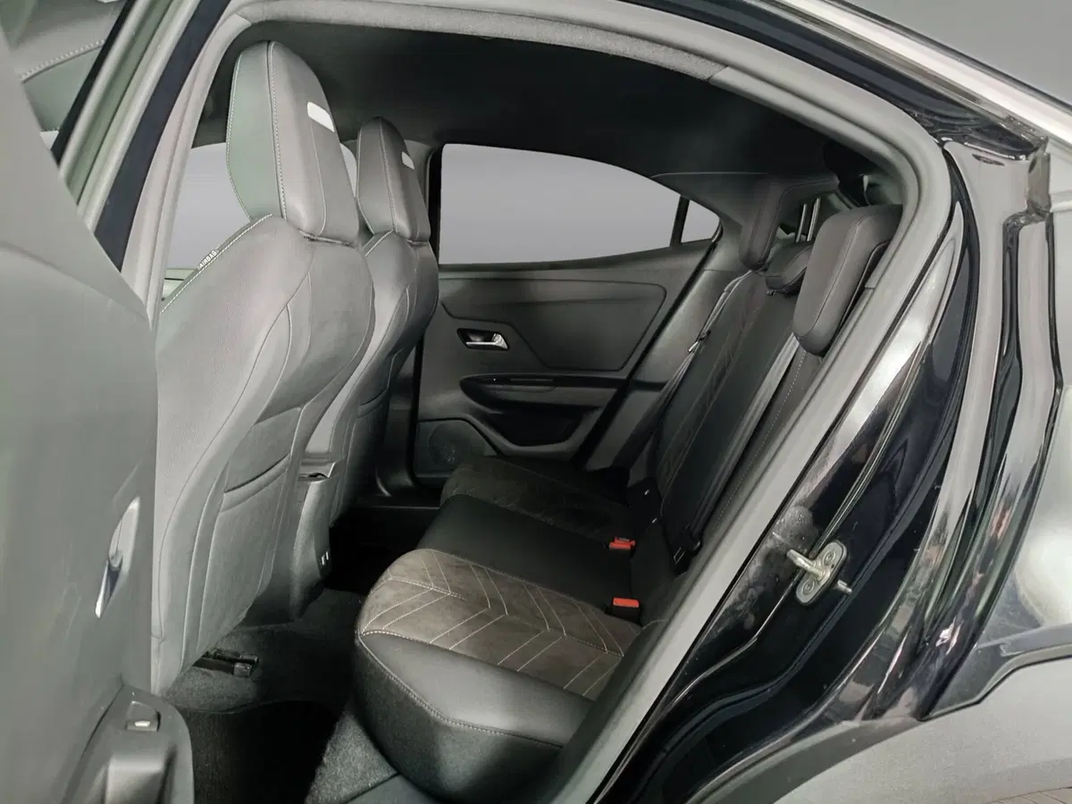 Opel Mokka usata a Ascoli Piceno (9)