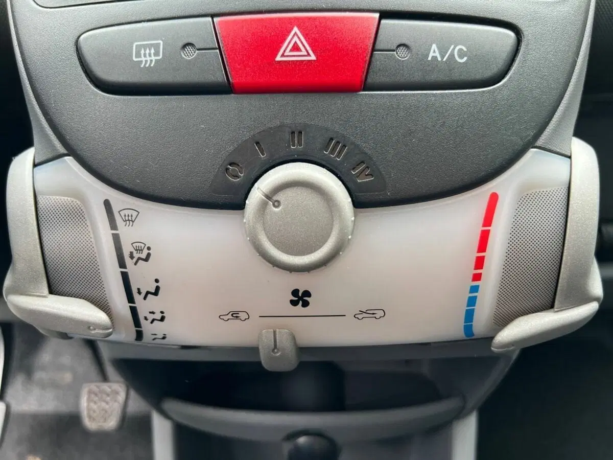 Toyota Aygo usata a Sondrio (13)