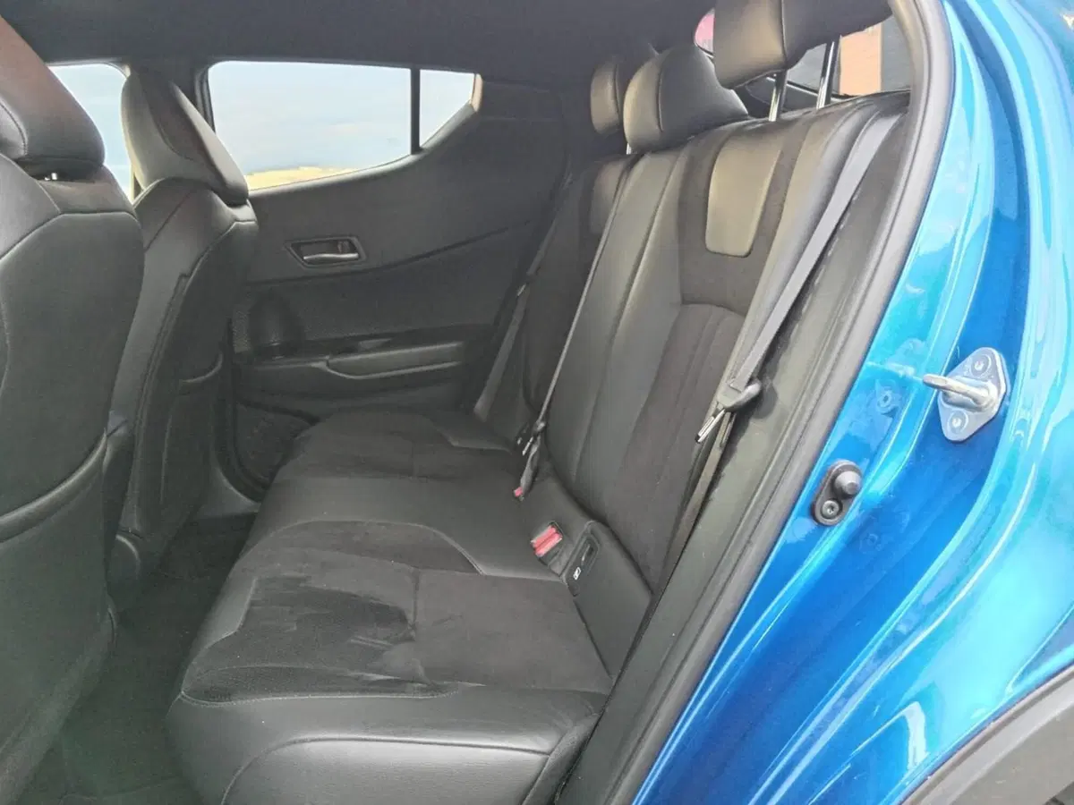 Toyota Toyota C-HR usata a Alessandria (11)