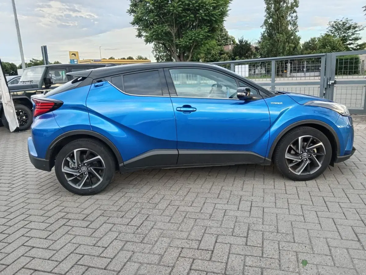 Toyota Toyota C-HR usata a Alessandria (4)