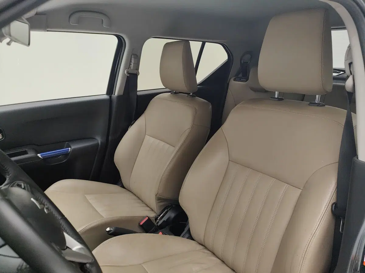 Suzuki Ignis usata a Como (12)