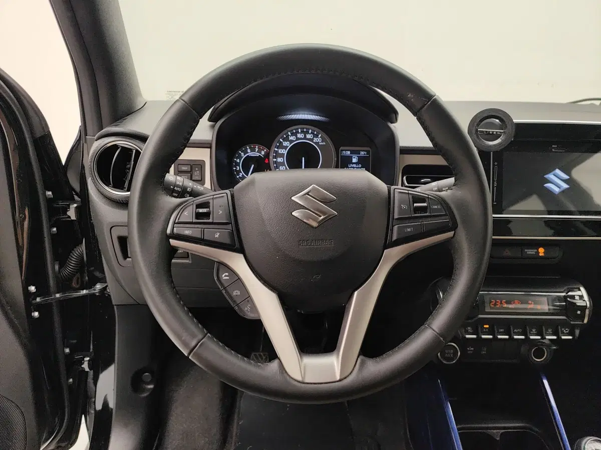 Suzuki Ignis usata a Como (17)
