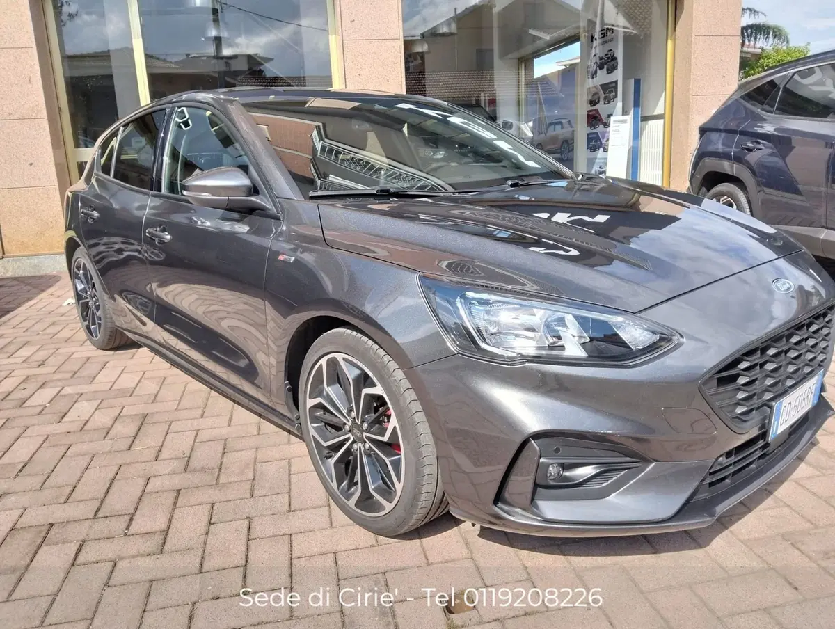 Ford Focus usata a Torino (2)