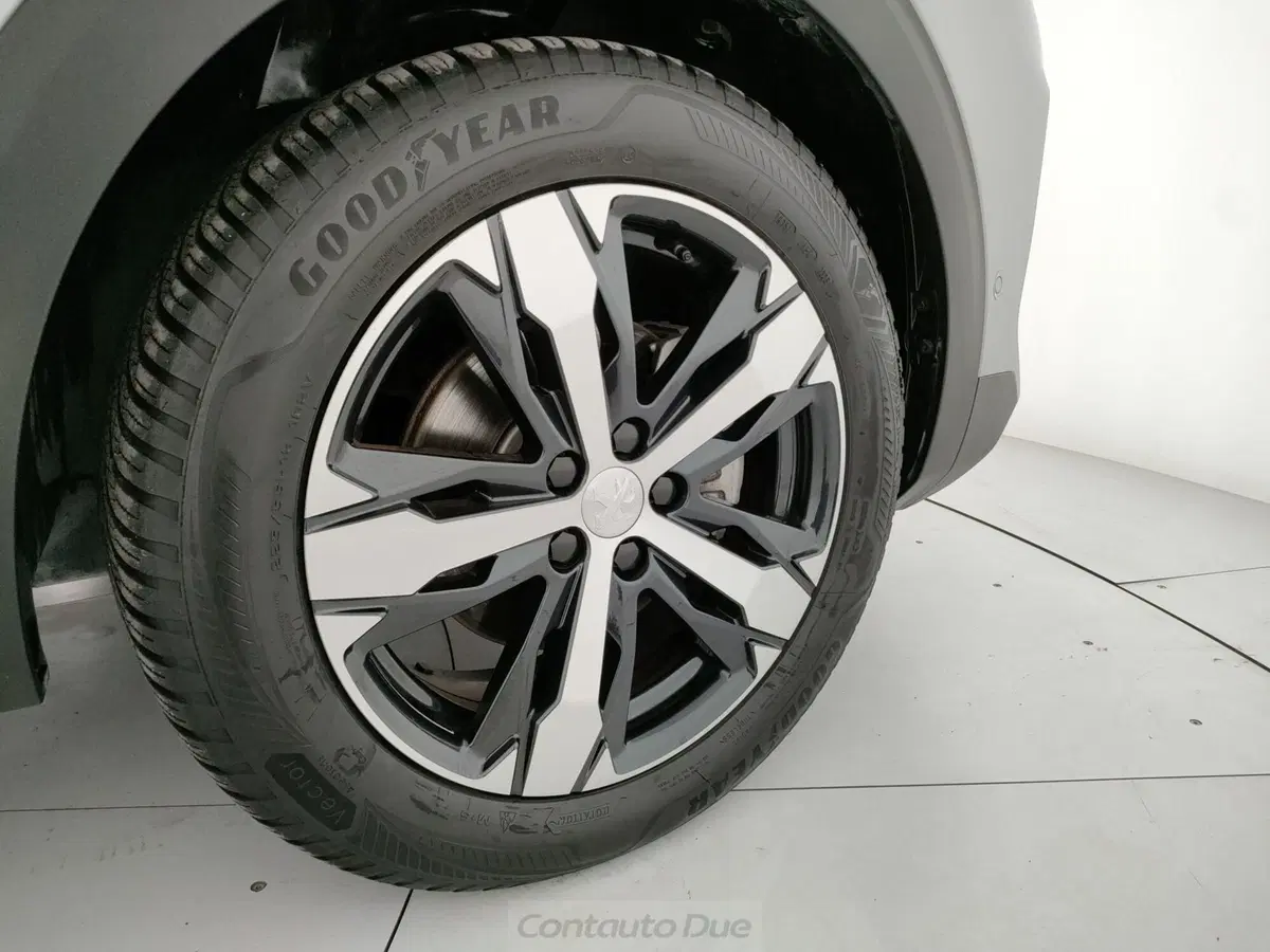 Peugeot 5008 usata a Caserta (20)