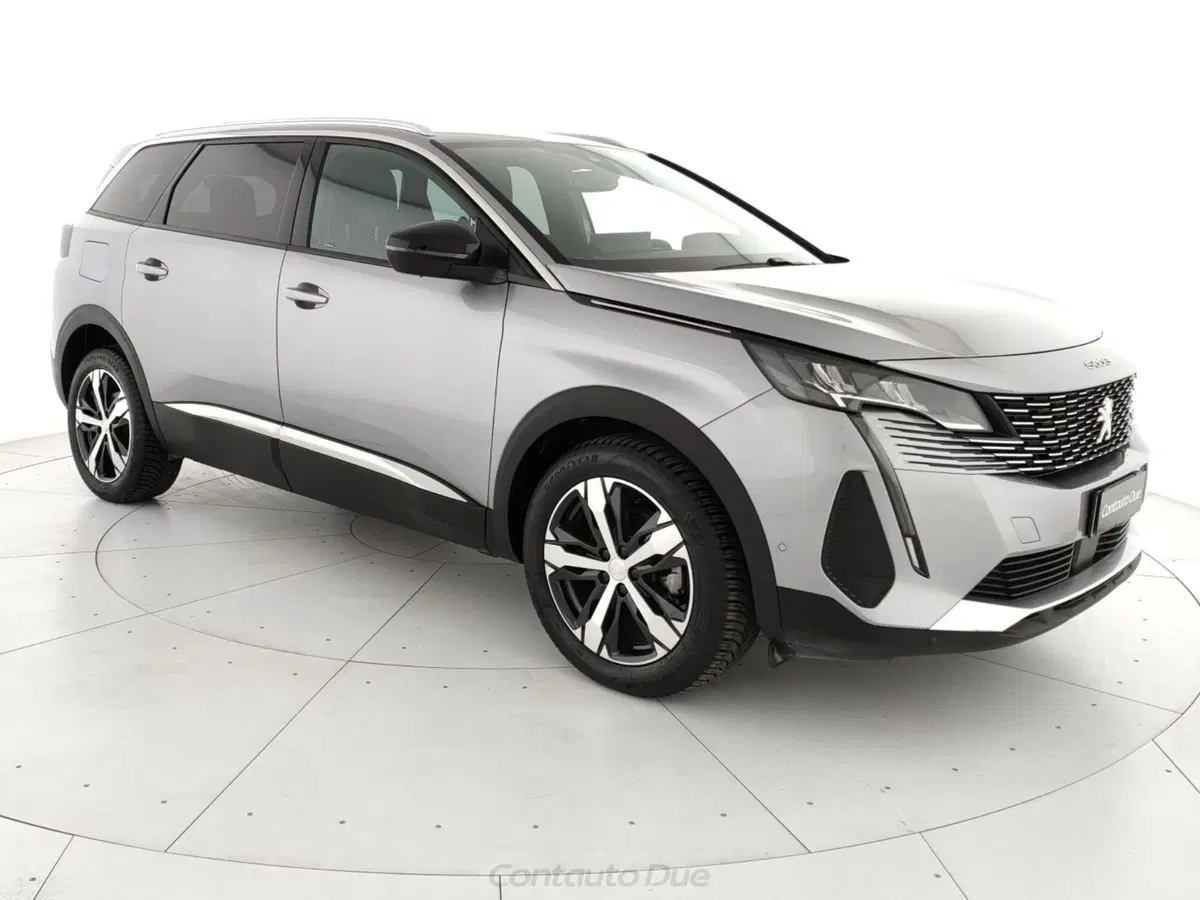 Peugeot 5008 usata a Caserta (3)