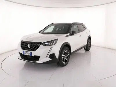 Peugeot 2008 1.2 puretech GT s&amp;s 130cv eat8 del 2023 usata a Roma