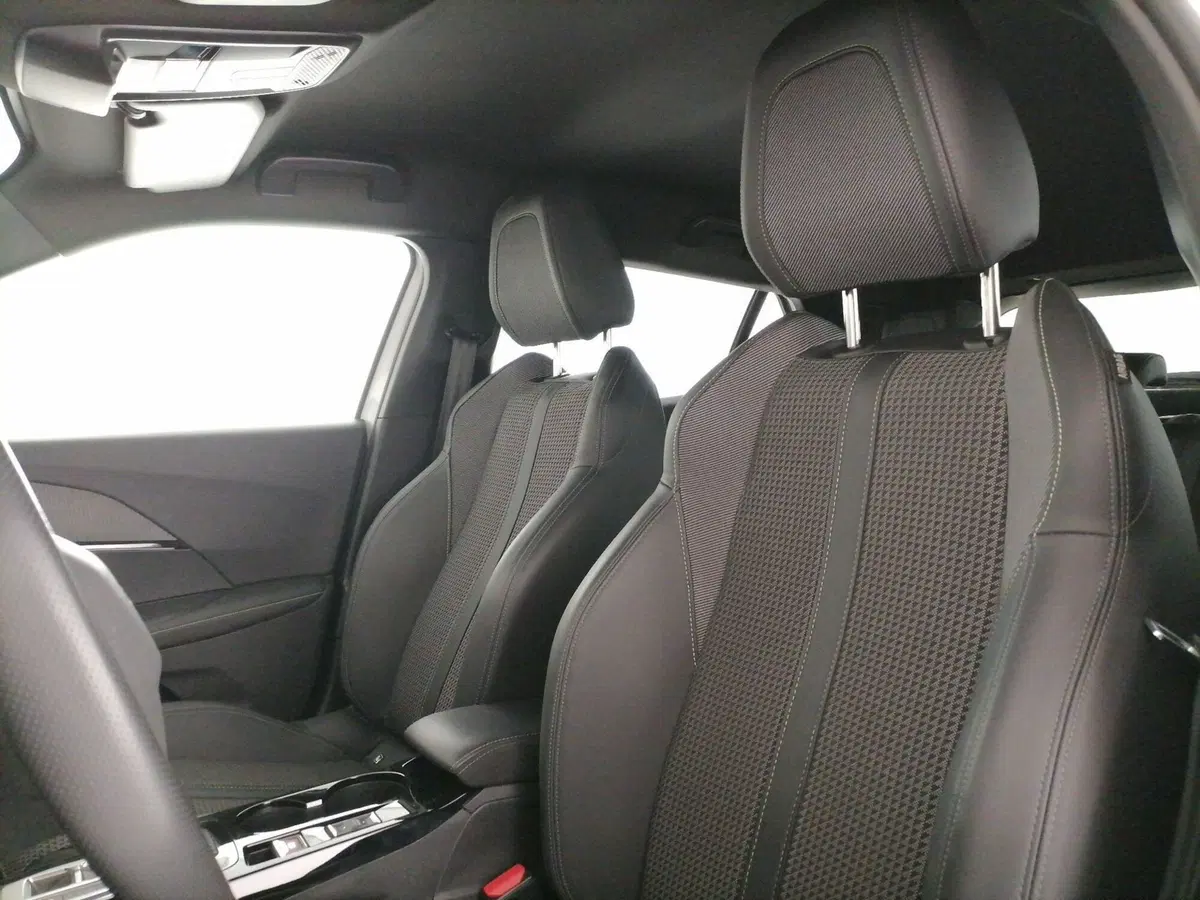 Peugeot 2008 usata a Roma (12)