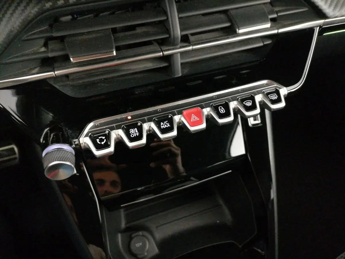 Peugeot 2008 usata a Roma (14)