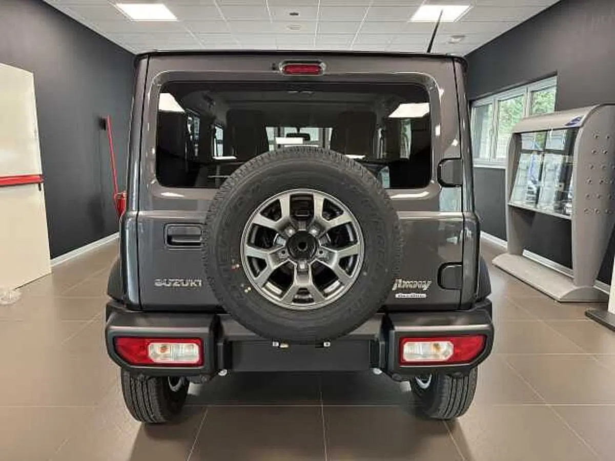 Suzuki Jimny nuova a Aosta (6)