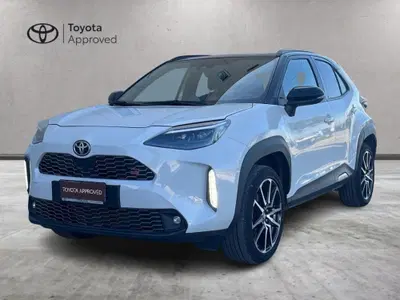 Toyota Yaris Cross 1.5h GR Sport Black Sky fwd 116cv e-cvt del 2023 usata a Ragusa