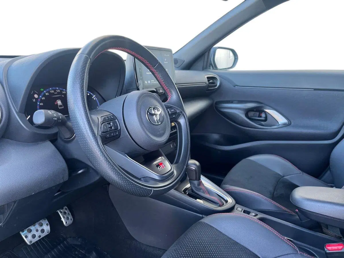 Toyota Yaris Cross usata a Ragusa (7)
