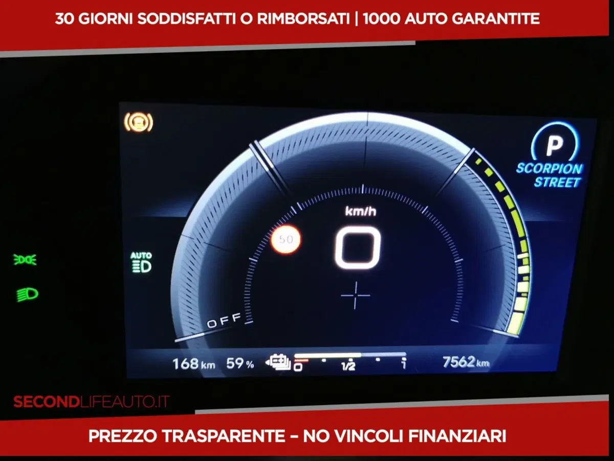 Abarth 600e usata a Chieti (18)