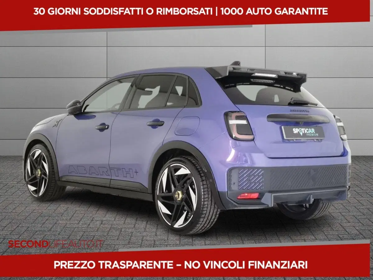 Abarth 600e usata a Chieti (4)