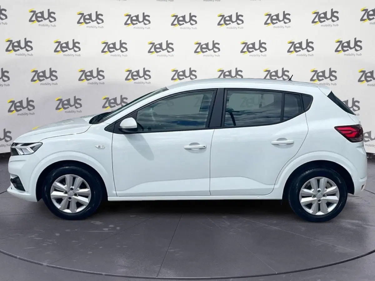 Dacia Sandero usata a Bologna (3)