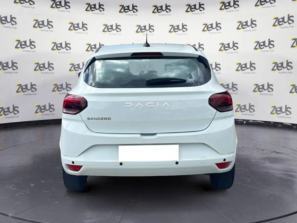 Dacia Sandero usata a Bologna (5)