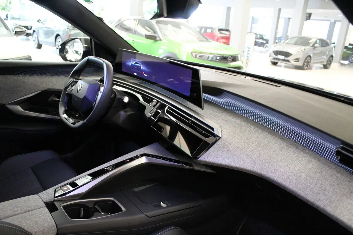 Peugeot 3008 usata a Cremona (9)