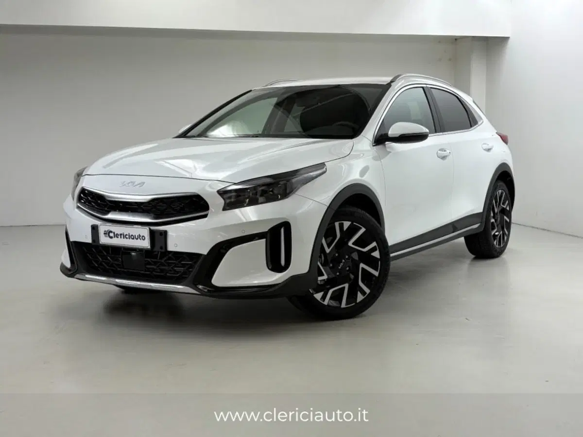 Kia XCeed nuova a Como