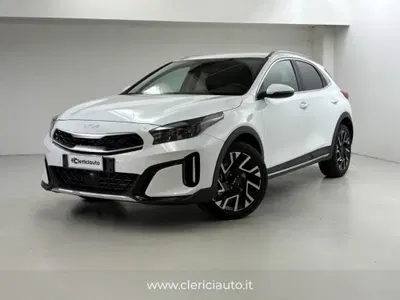 Kia XCeed 1.5 t-gdi mhev Style 140cv dct nuova a Lurate Caccivio