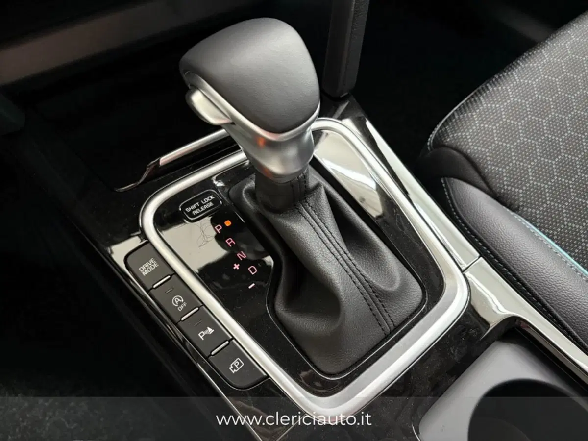 Kia XCeed nuova a Como (13)