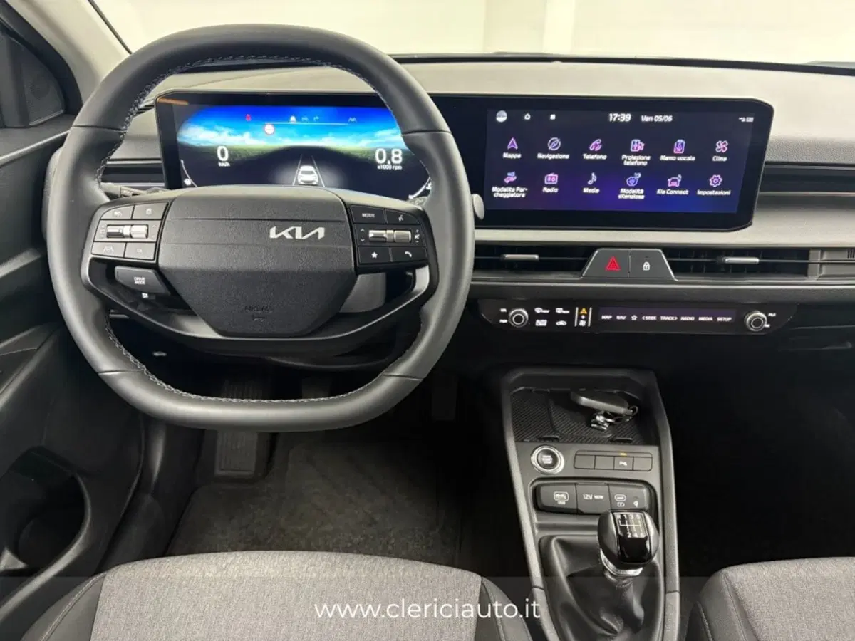 Kia Stonic usata a Como (10)