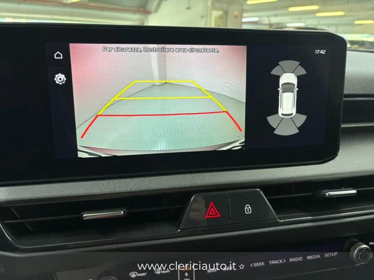 Kia Stonic usata a Como (12)