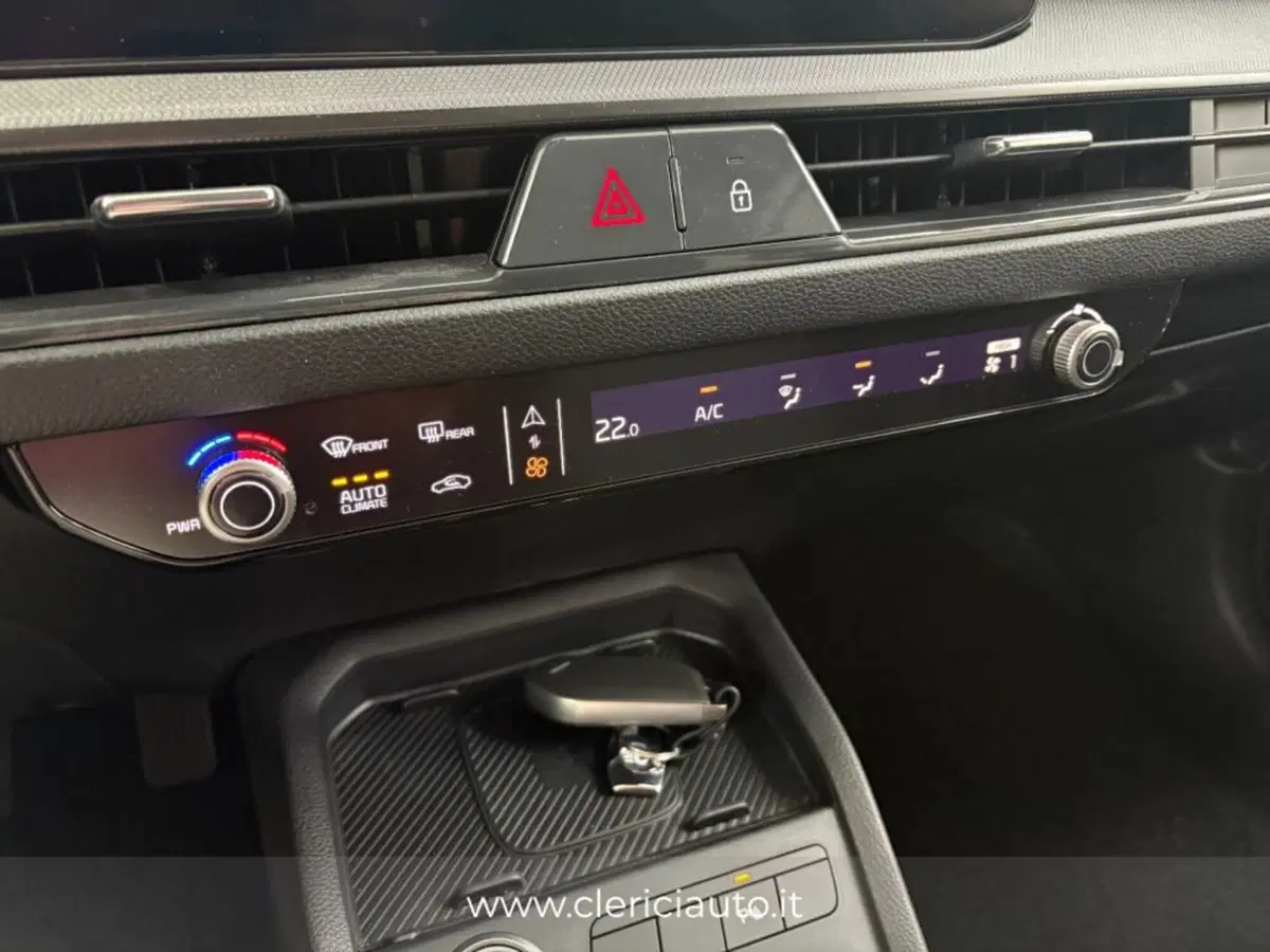 Kia Stonic usata a Como (13)
