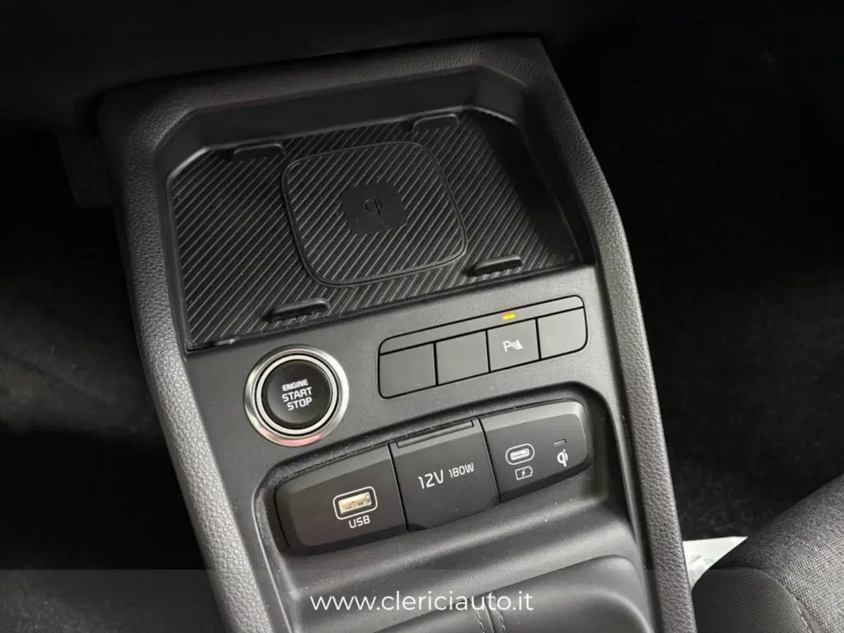 Kia Stonic usata a Como (14)