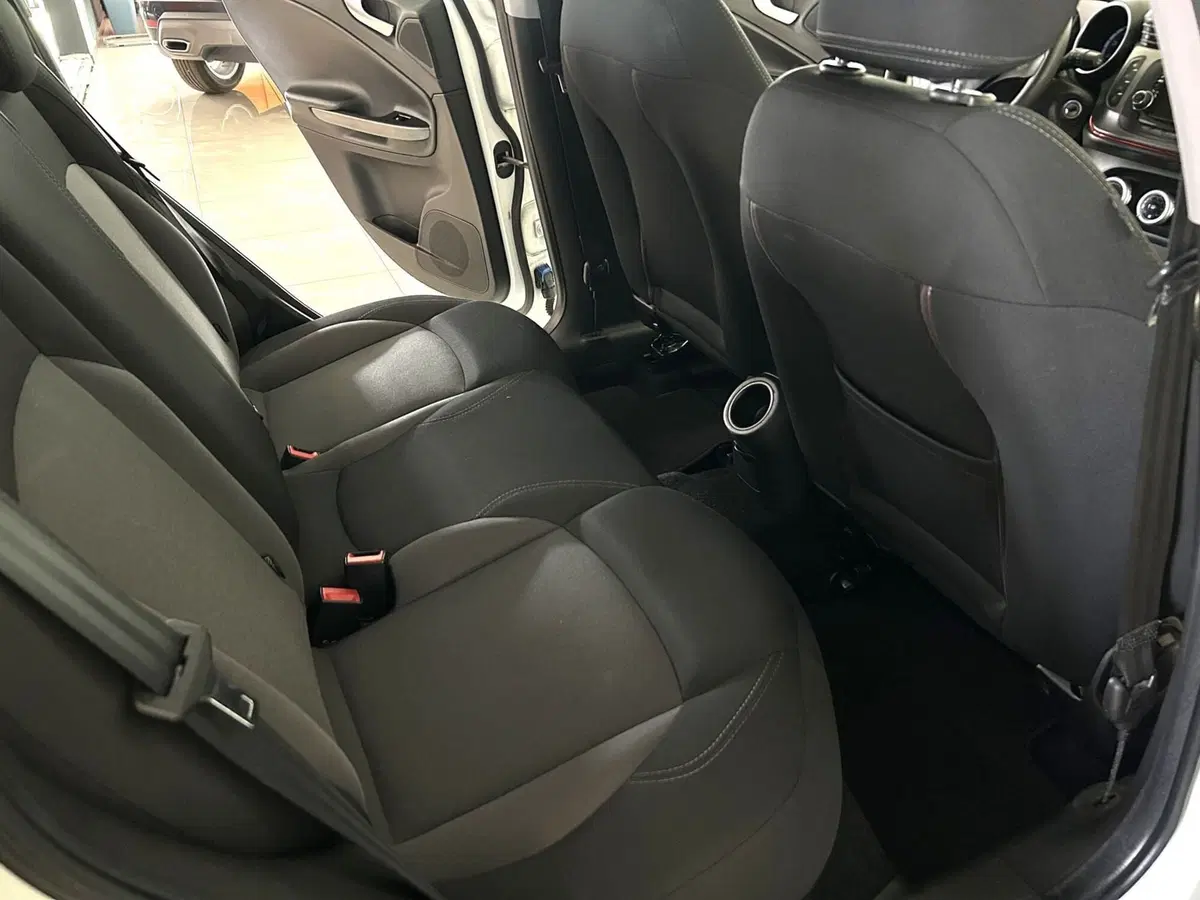 Alfa Romeo Giulietta usata a Ferrara (13)